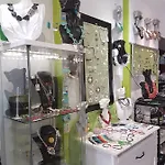 アパート Artist